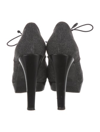 Stuart Weitzman Wool Pumps