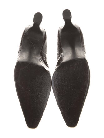 Stuart Weitzman Embossed Leather Pumps