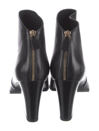 Stuart Weitzman Leather Boots