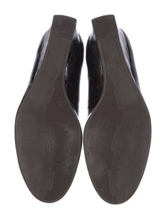 Stuart Weitzman Patent Leather Pumps