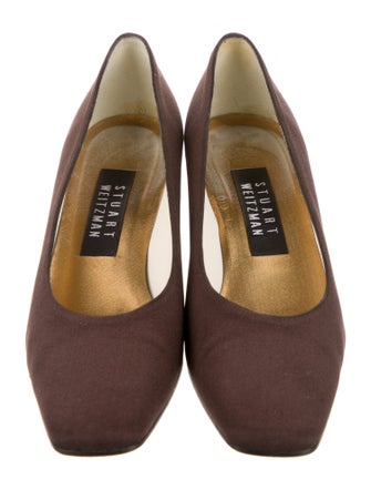 Stuart Weitzman Pumps