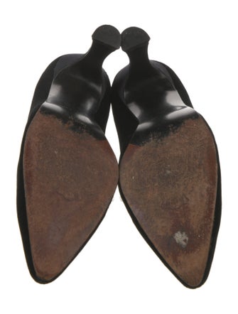 Stuart Weitzman Velvet Bow Accents Pumps