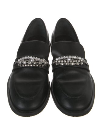 Stuart Weitzman Leather Chain-Link Accents Loafers