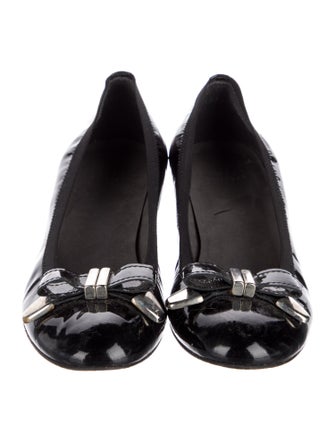 Stuart Weitzman Patent Leather Bow Accents Pumps