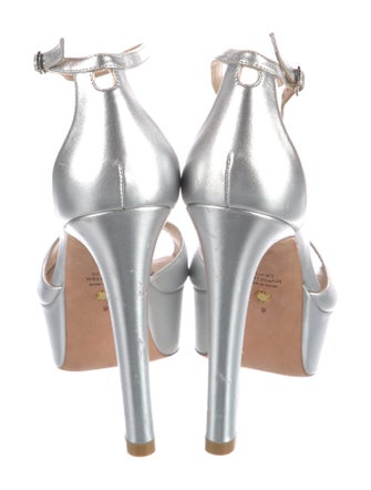 Stuart Weitzman Leather Keyhole Accent Sandals