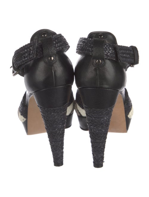 Stuart Weitzman Leather Printed Pumps