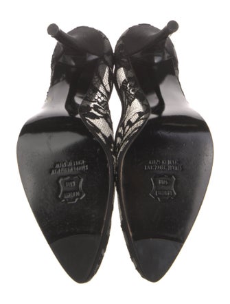 Stuart Weitzman Lace Pumps
