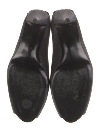 Stuart Weitzman Satin Bow Accents Pumps