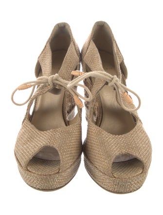 Stuart Weitzman Raffia Pumps