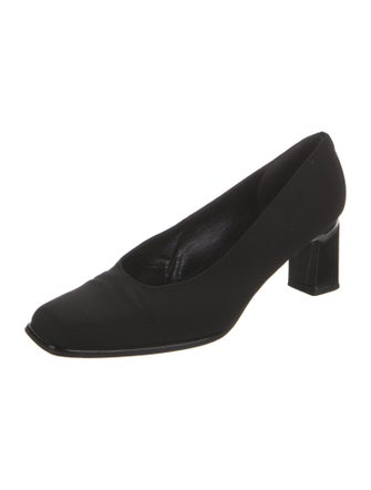 Stuart Weitzman Pumps
