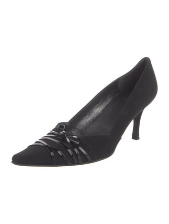 Stuart Weitzman Bow Accents Pumps