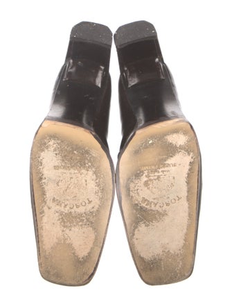 Stuart Weitzman Patent Leather Pumps