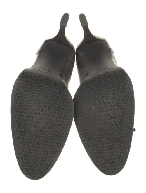 Stuart Weitzman Leather Pumps