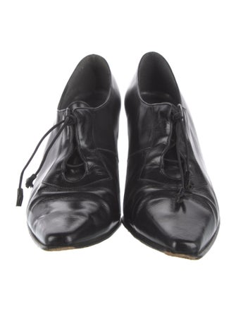 Stuart Weitzman Leather Pumps