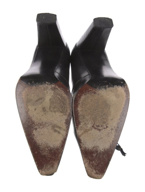 Stuart Weitzman Leather Pumps