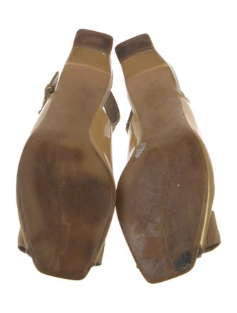 Stuart Weitzman Patent Leather Bow Accents Slingback Sandals