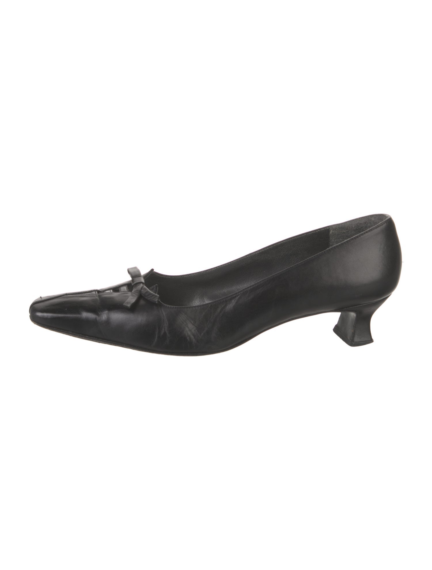 Stuart Weitzman Leather Bow Accents Pumps