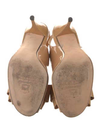 Stuart Weitzman Patent Leather Bow Accents Slingback Sandals