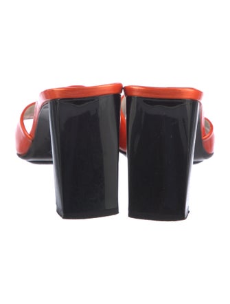 Stuart Weitzman Patent Leather Printed Slides