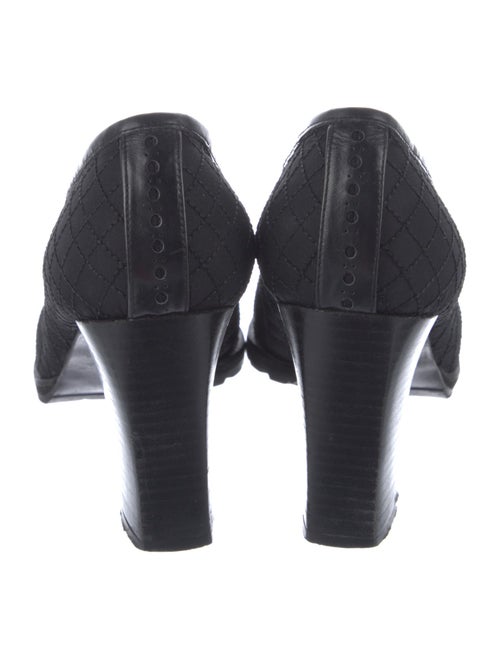 Stuart Weitzman Leather Printed Pumps