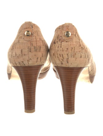 Stuart Weitzman Printed Pumps