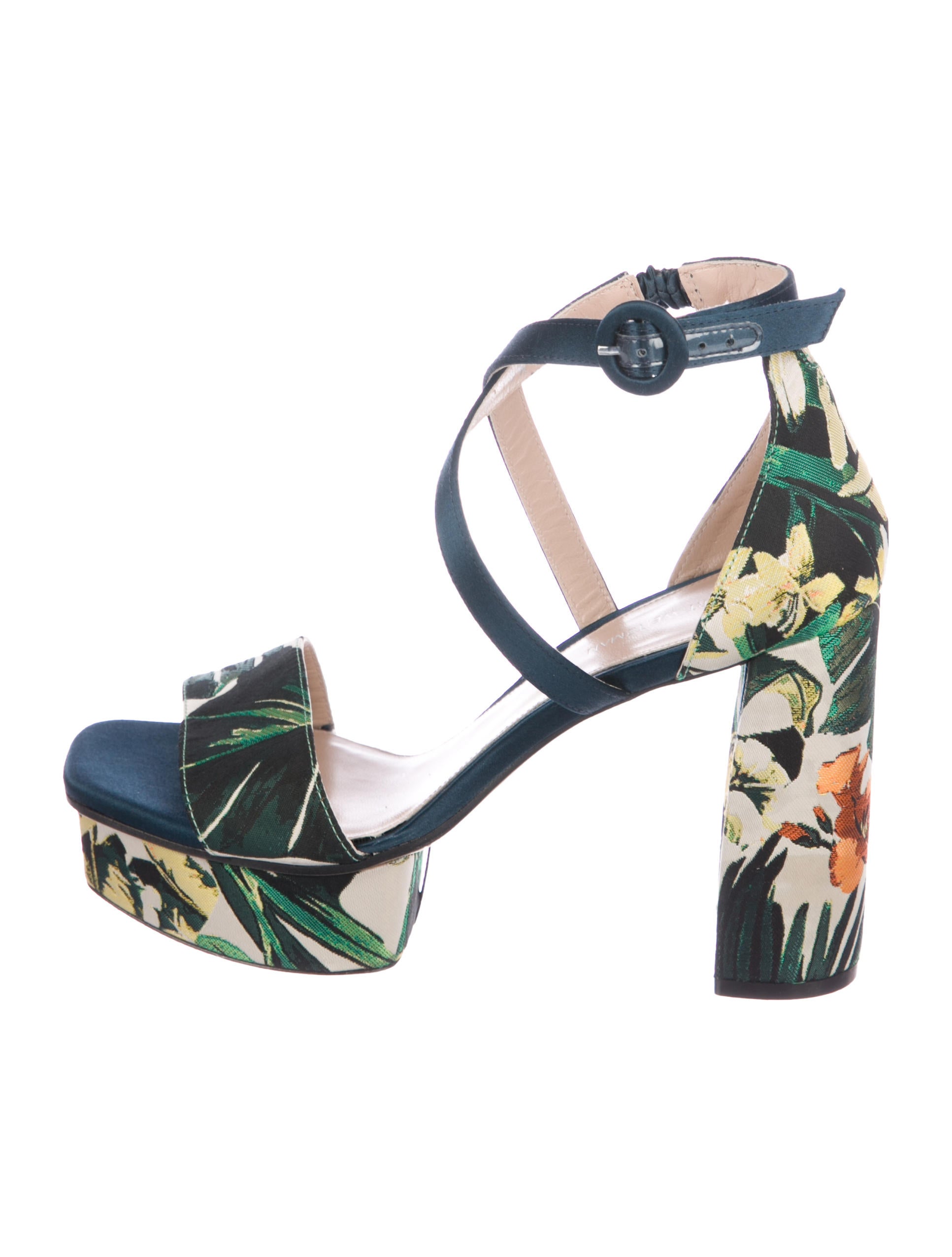 stuart weitzman carla platform sandals
