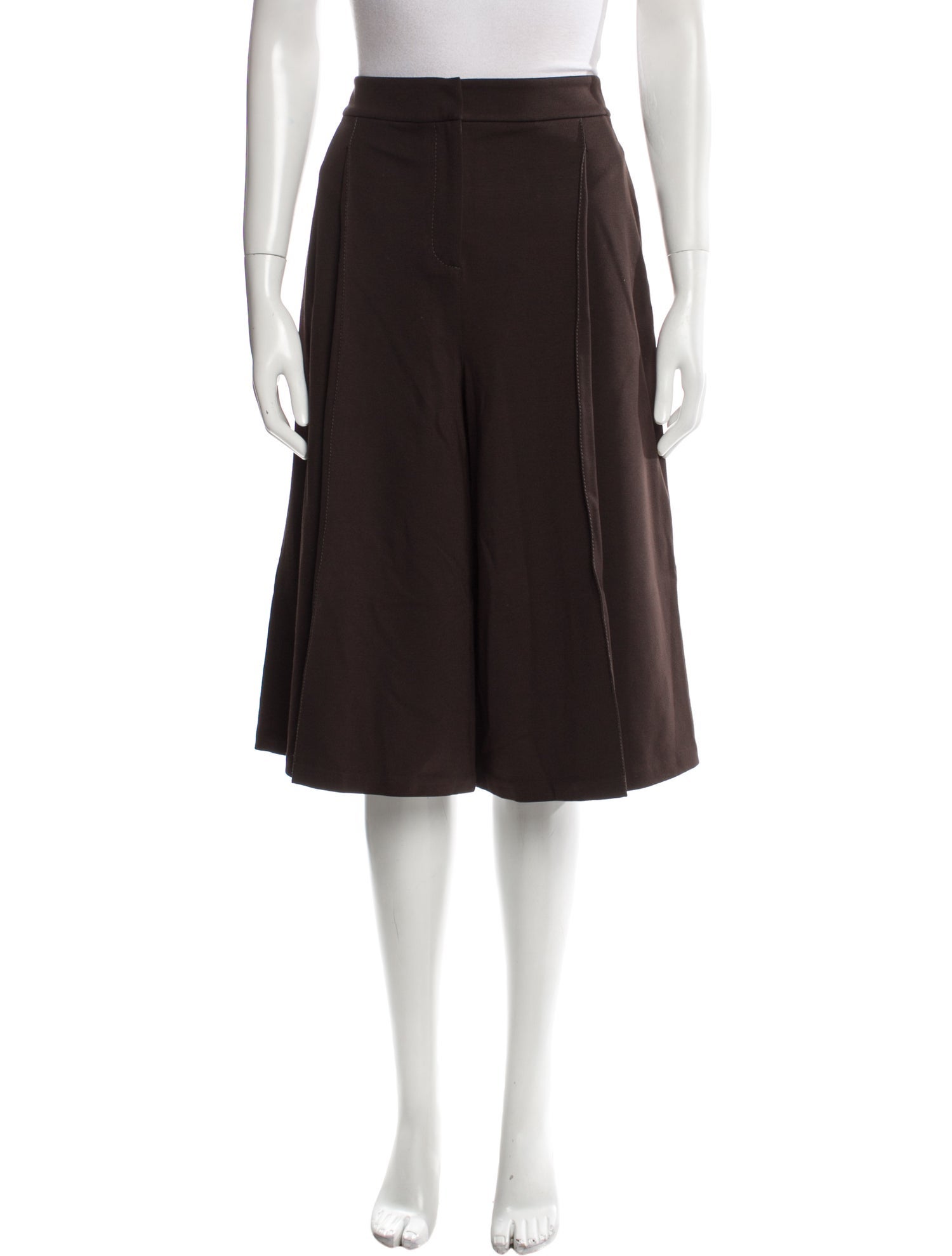 Siyu Knee-Length Shorts