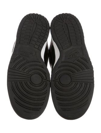 Supreme x Nike Dunk SB Low 'Black Cement' Sneakers