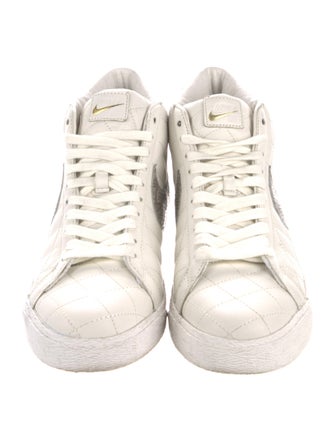 Supreme x Nike Blazer SB 'Sail' Sneakers