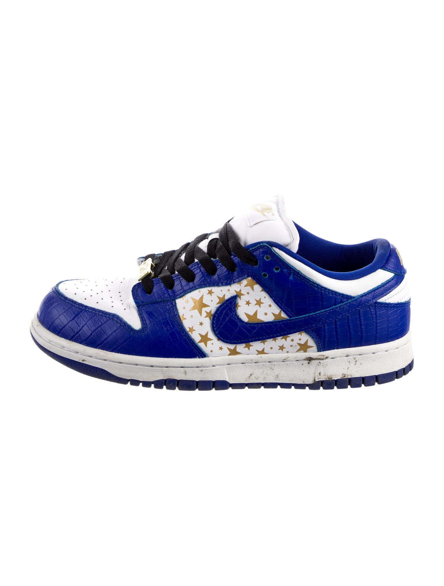 Supreme x Nike SB Dunk Low 'Hyper Royal' Athletic Sneakers
