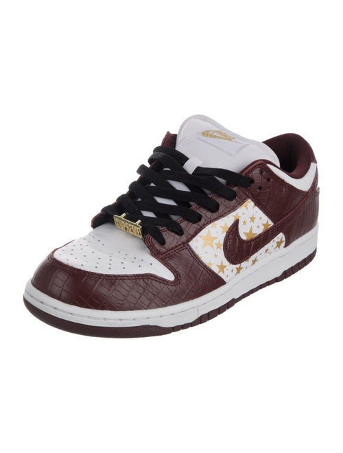 Supreme x Nike SB Dunk Low 'Stars Barkroot Brown' (2021) Sneakers