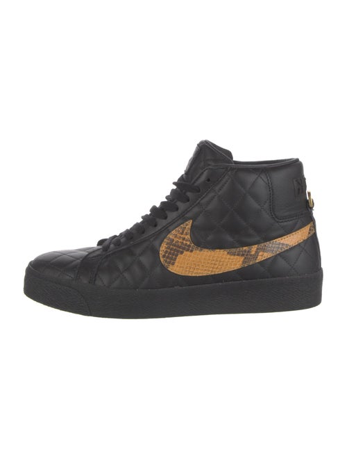 Supreme x Nike Blazer Mid QS Sneakers