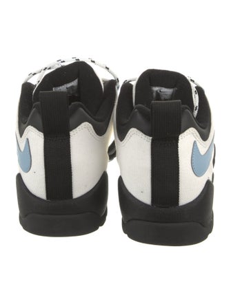 Supreme x Nike Darwin Low Sneakers