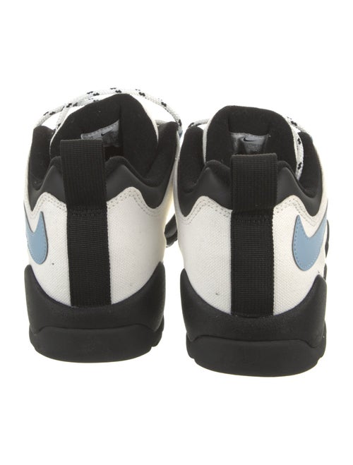 Supreme x Nike Darwin Low Sneakers