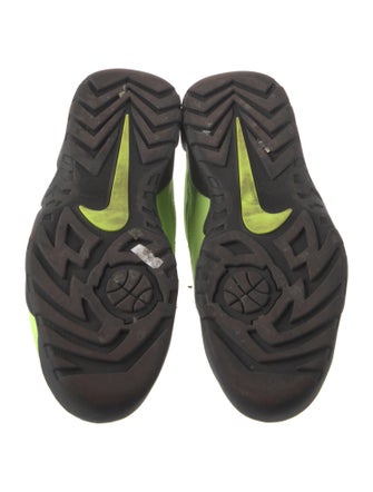 Supreme x Nike SB Darwin Low Supreme Volt Athletic Sneakers