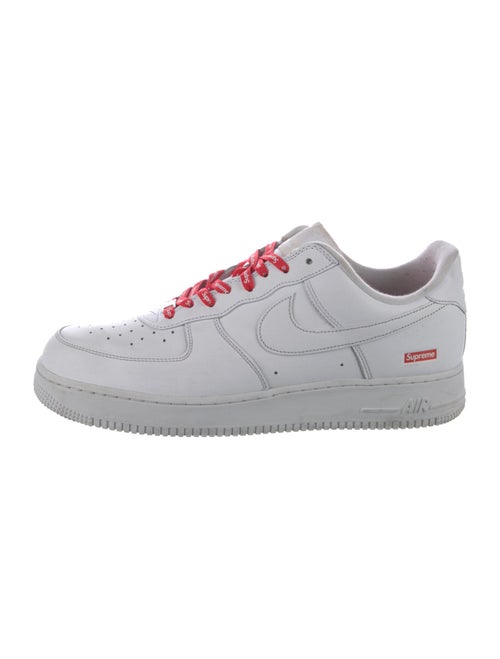 Supreme x Nike Air Force 1 SP Sneakers