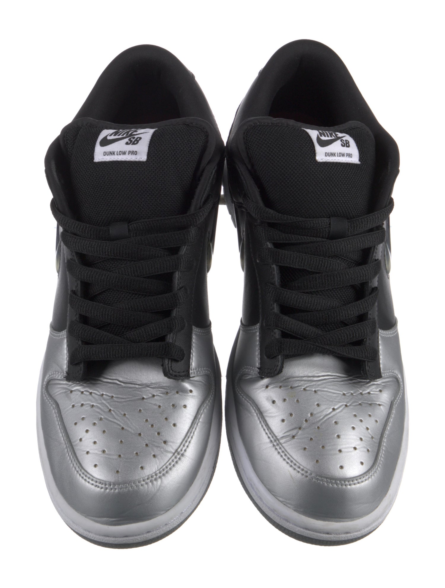 Supreme x Nike SB Dunk Low Athletic Sneakers - Black Sneakers