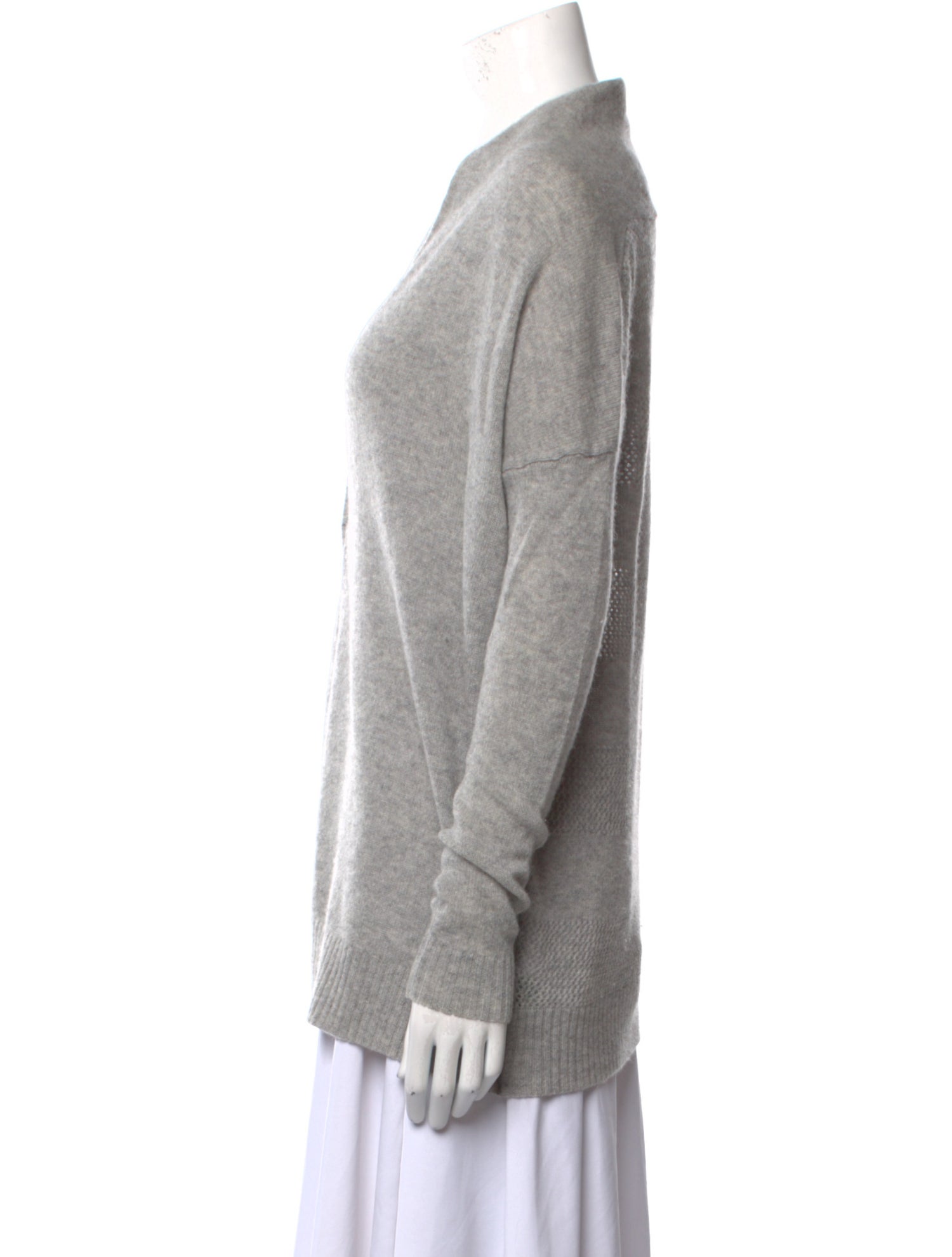 360 SWEATER Cashmere V-Neck Sweater