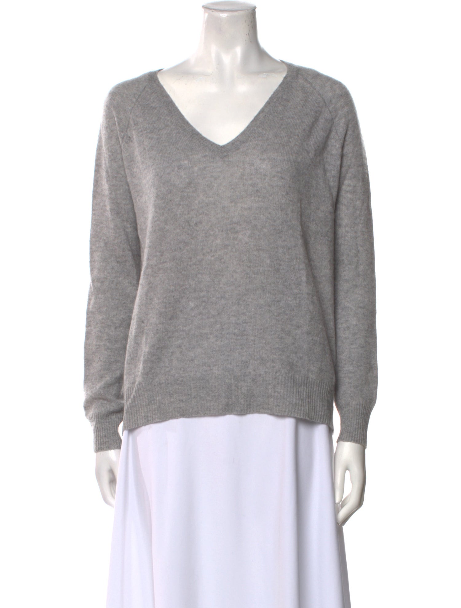 360 SWEATER Cashmere V-Neck Sweater