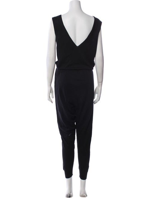 Sminfinity V-Neck Jumpsuit