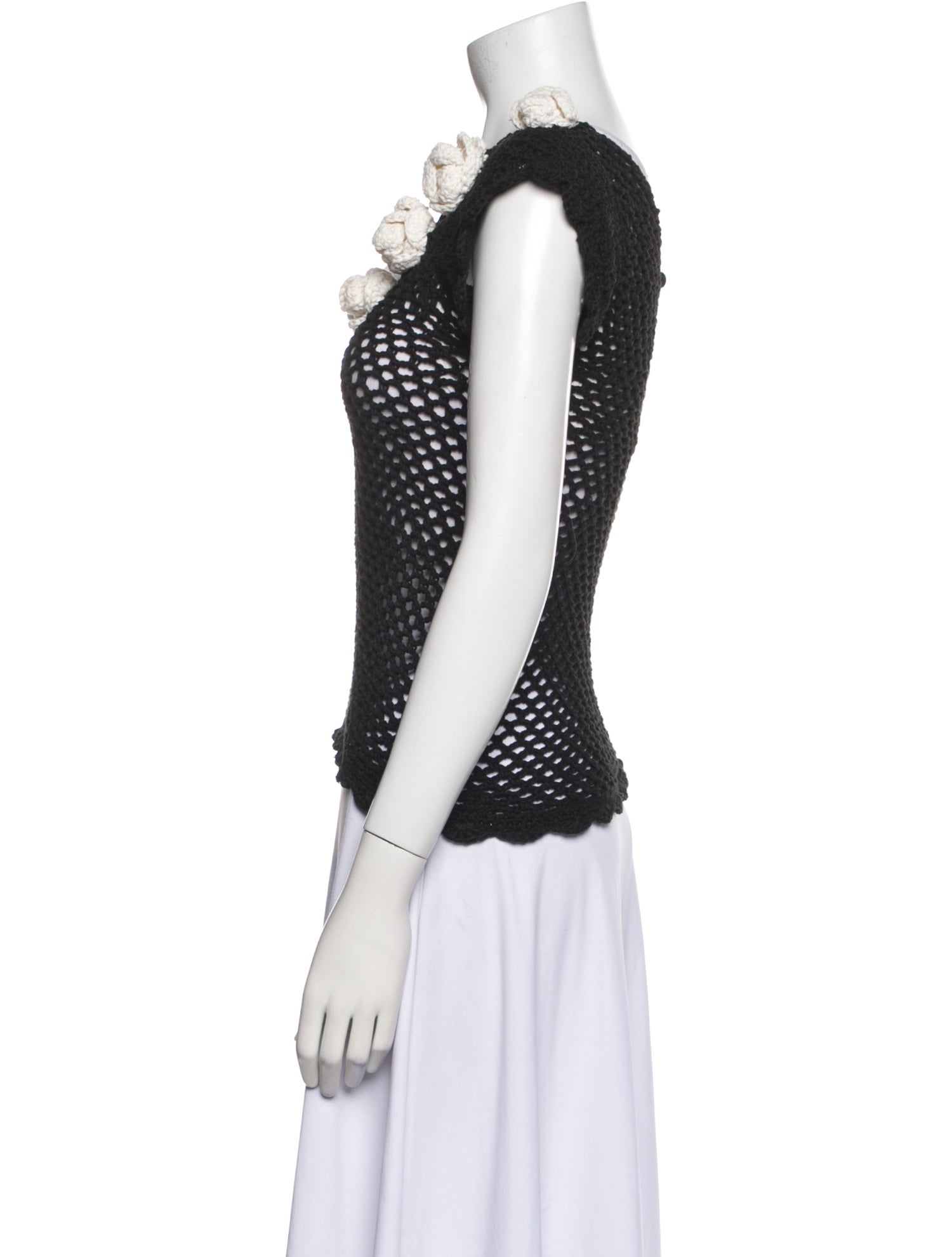 Tach Clothing Patterned V-Neck Top