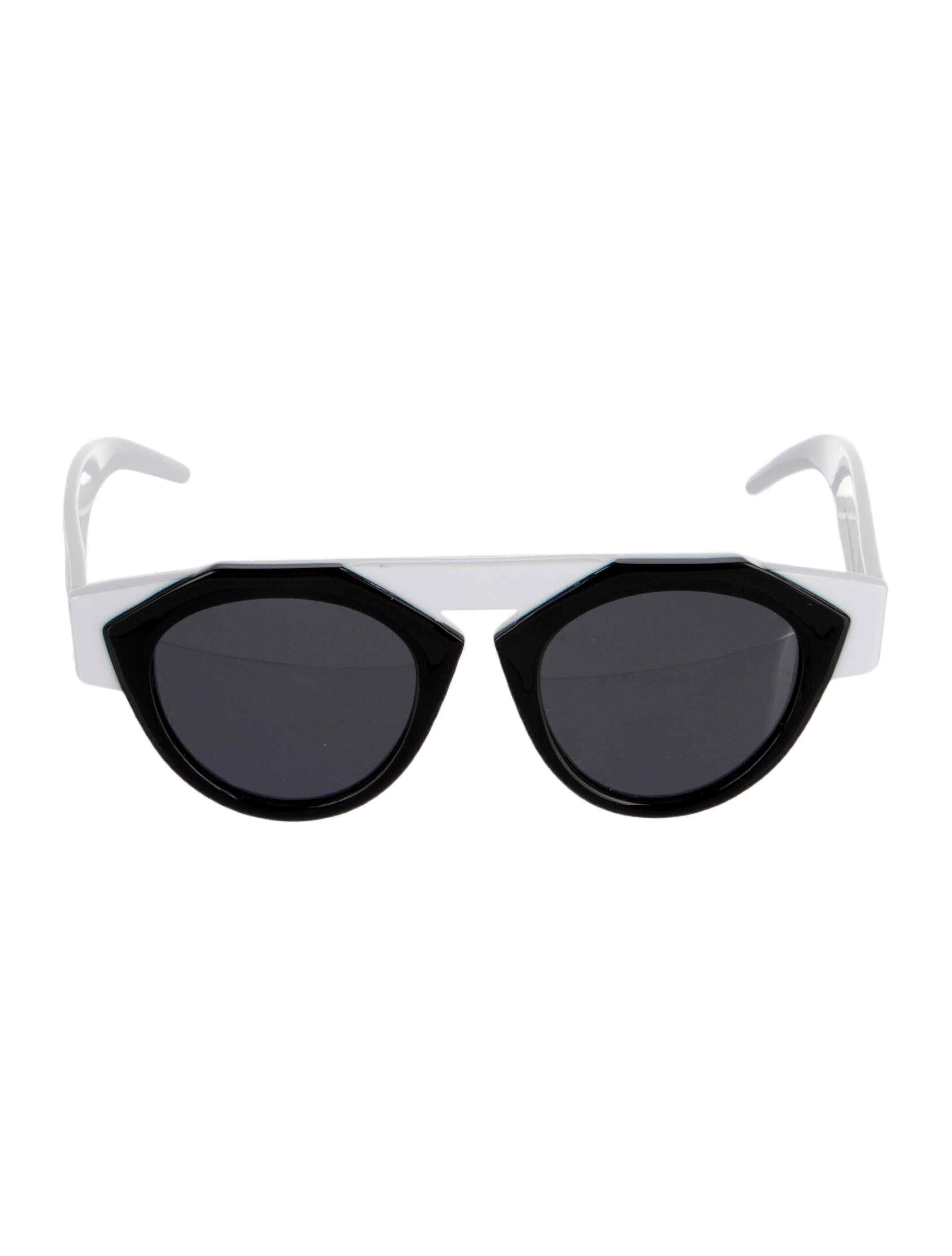 Atomic Round Tinted Sunglasses