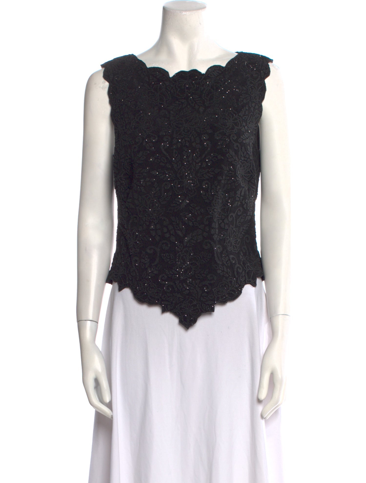 T by Tadashi Scoop Neck Sleeveless Top