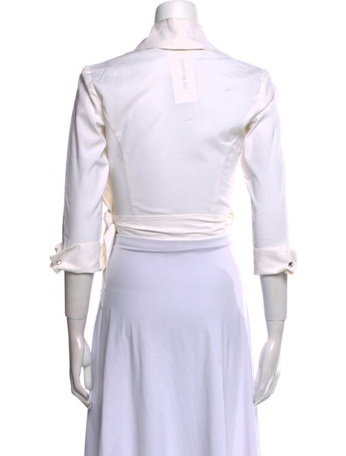 T by Tadashi Three-Quarter Sleeve Crop Top