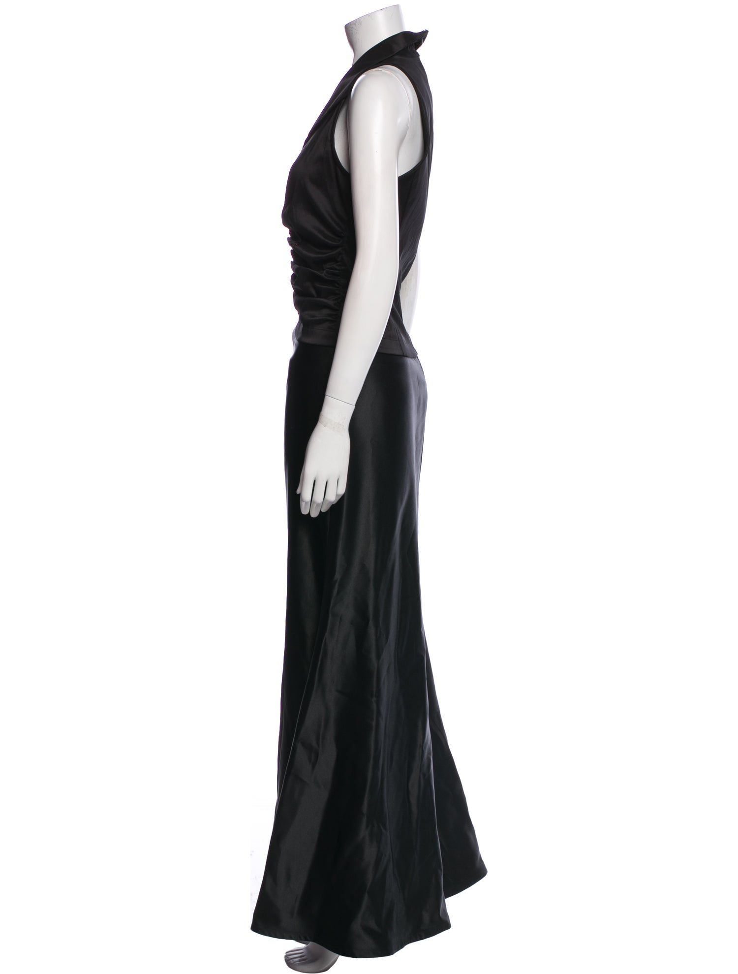 T by Tadashi Halterneck Long Dress