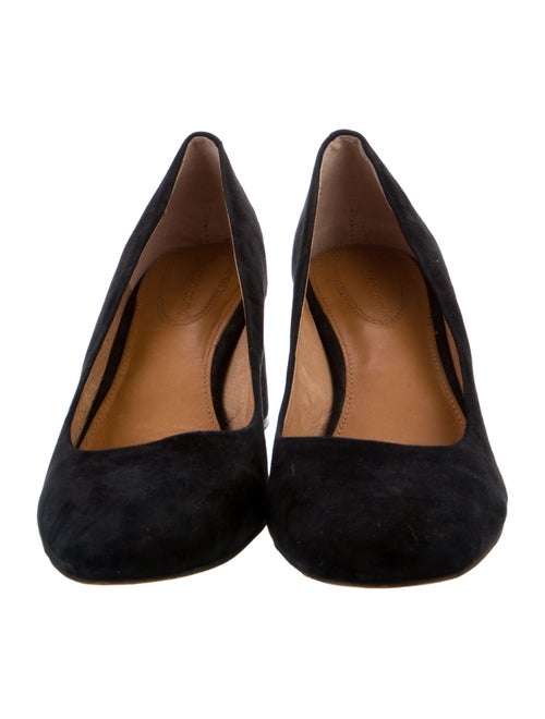 10 Corso Como Suede Pumps
