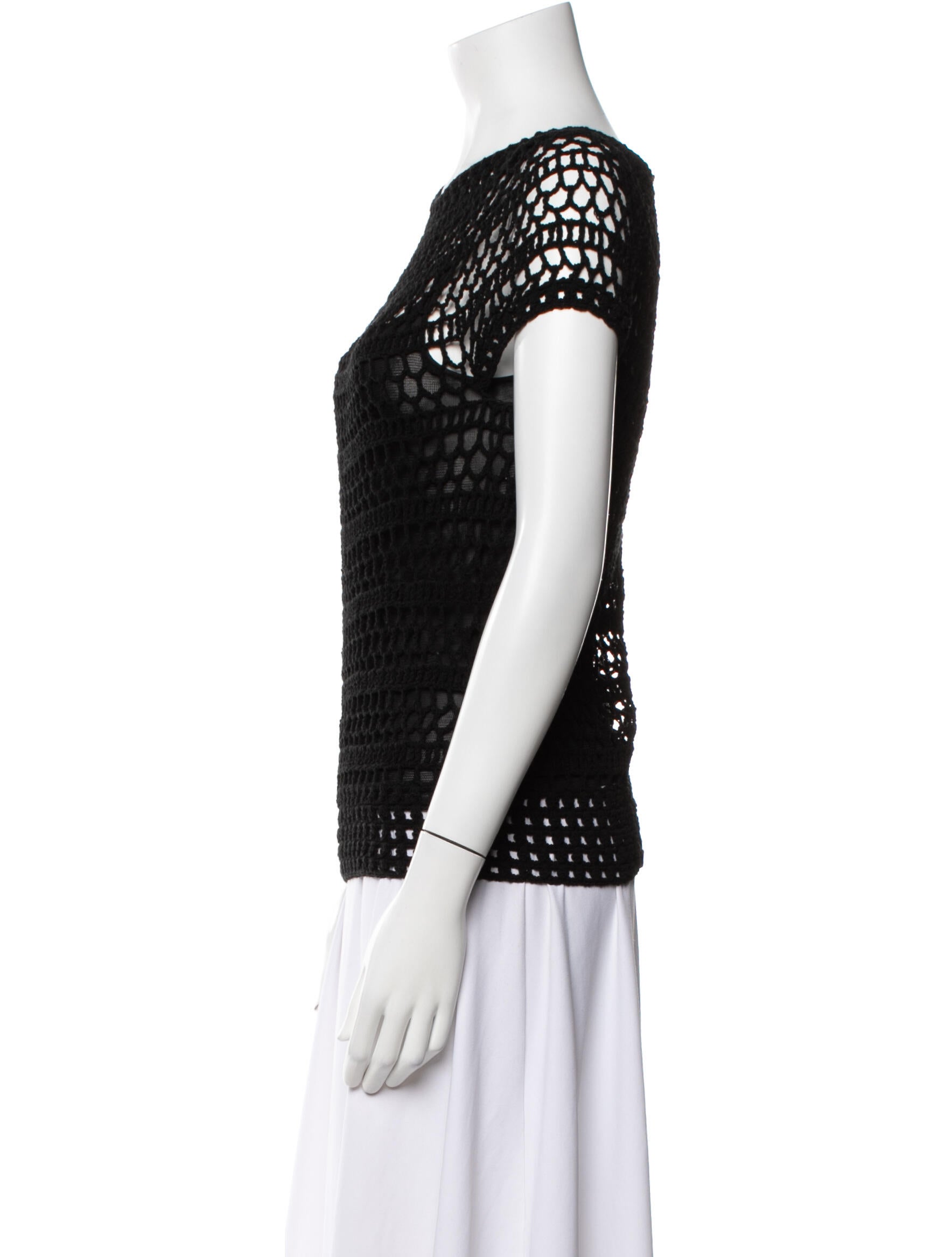 Theory Scoop Neck Short Sleeve Top