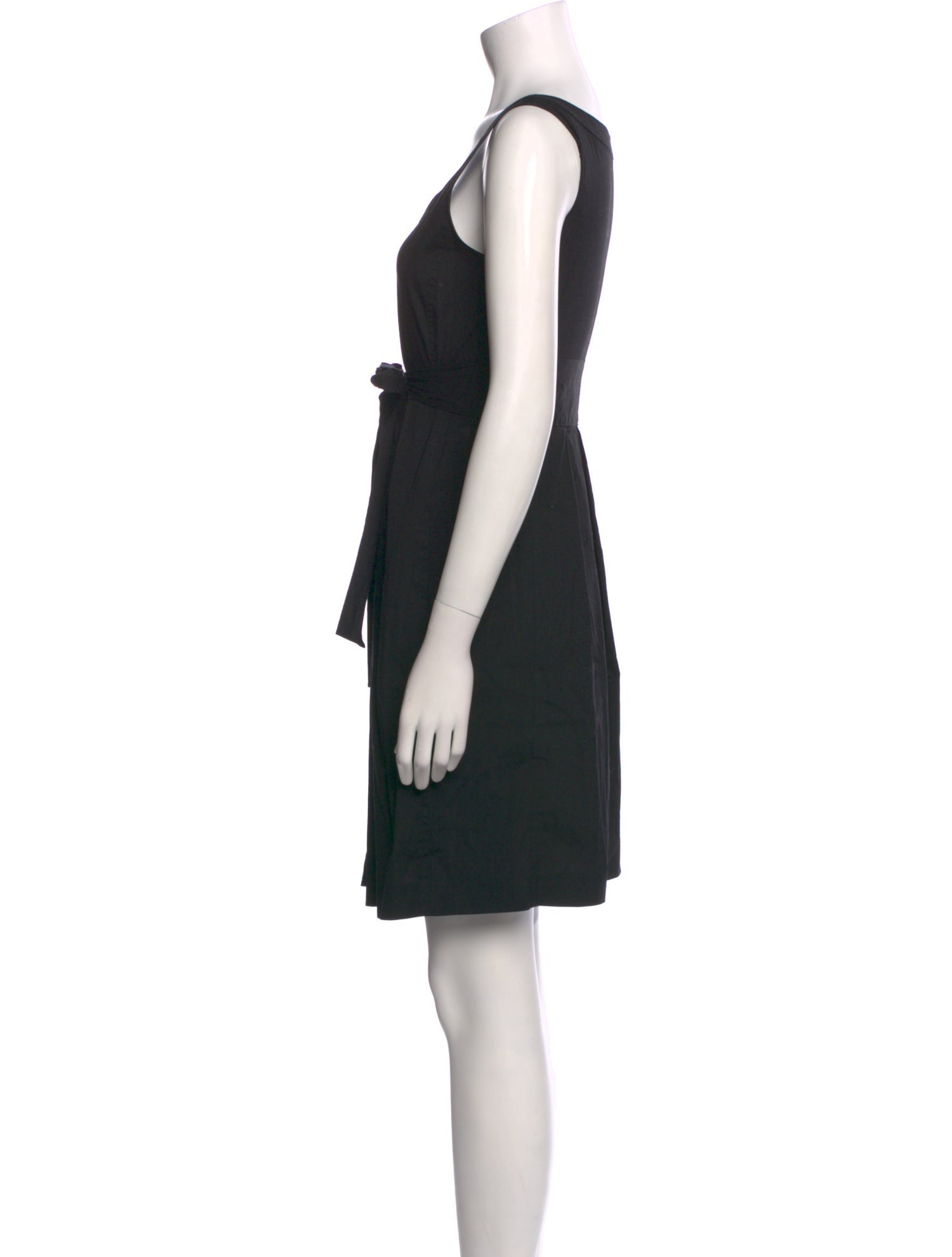 Theory Scoop Neck Knee-Length Dress