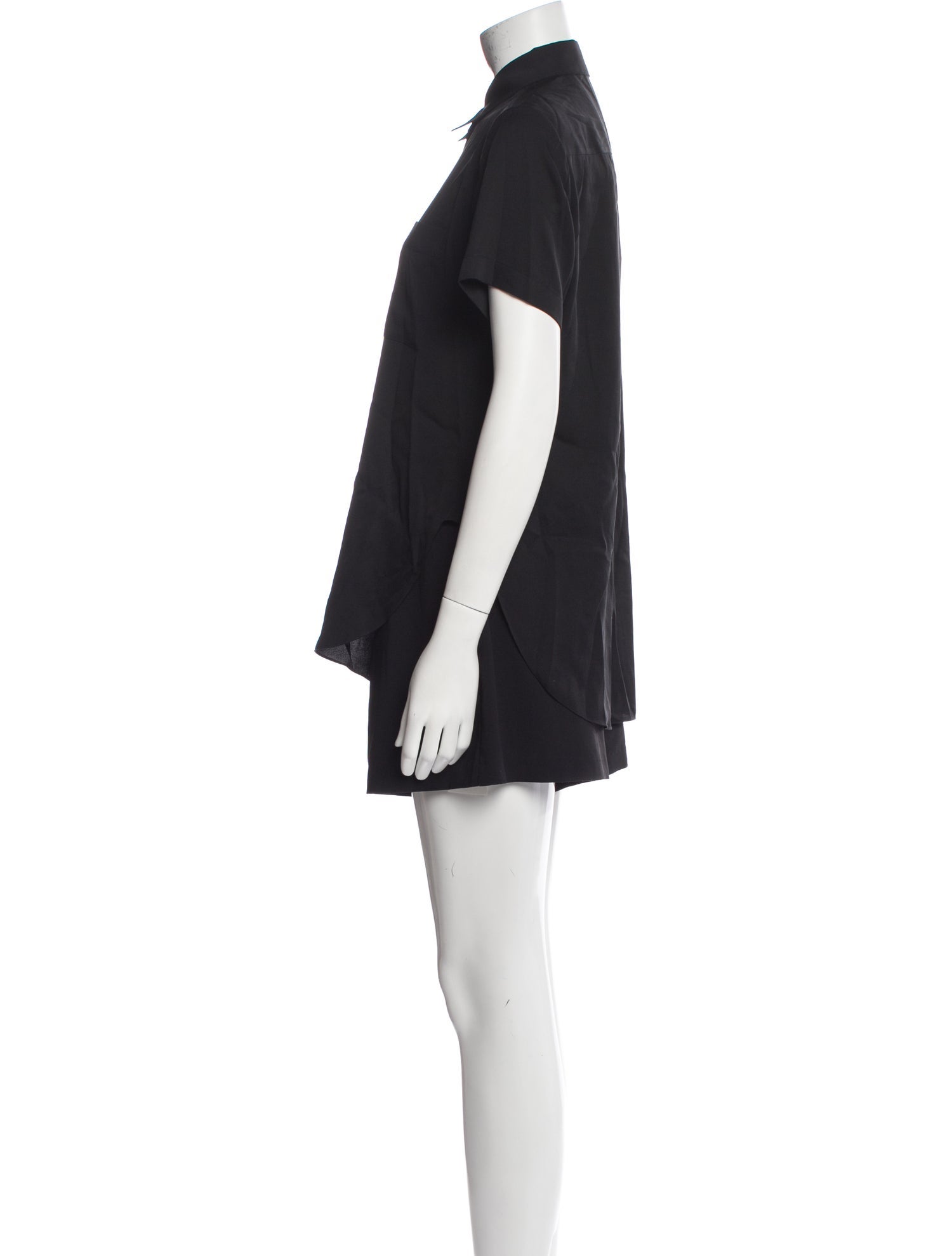 Theory Pleated Accents Lounge Set