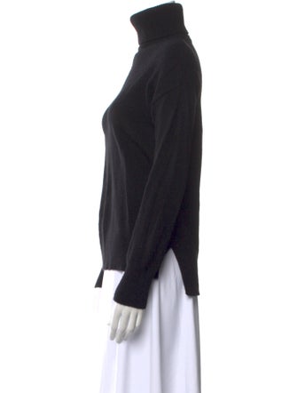 Theory Cashmere Turtleneck Sweater